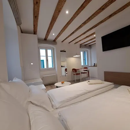 House Olenta
