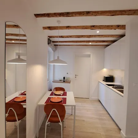 Daire House Olenta